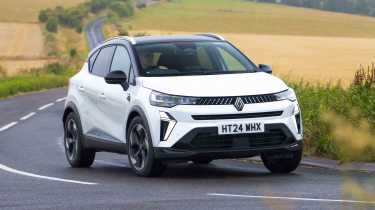 Renault Captur - front cornering